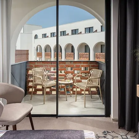 Hotel Mercure Conacul Cozieni 4*