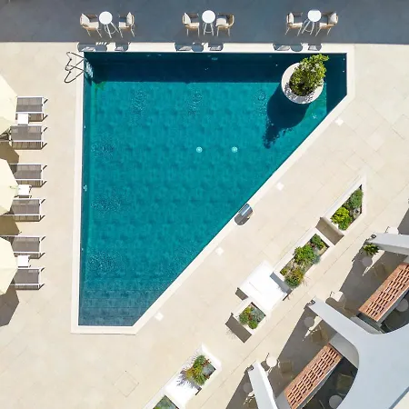 Hotel Mercure Conacul Cozieni 4*