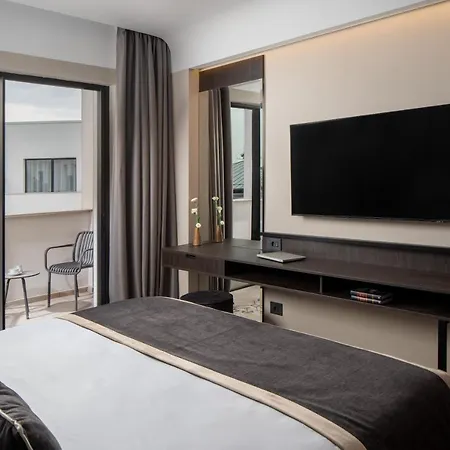 Hotel Mercure Conacul Cozieni Pasarea