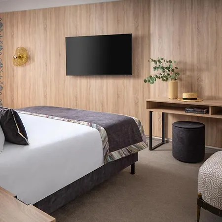 Mercure Conacul Cozieni 4* Pasarea