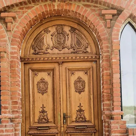 Hotel Mercure Conacul Cozieni Pasarea