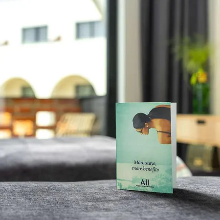 Mercure Conacul Cozieni 4* Pasarea
